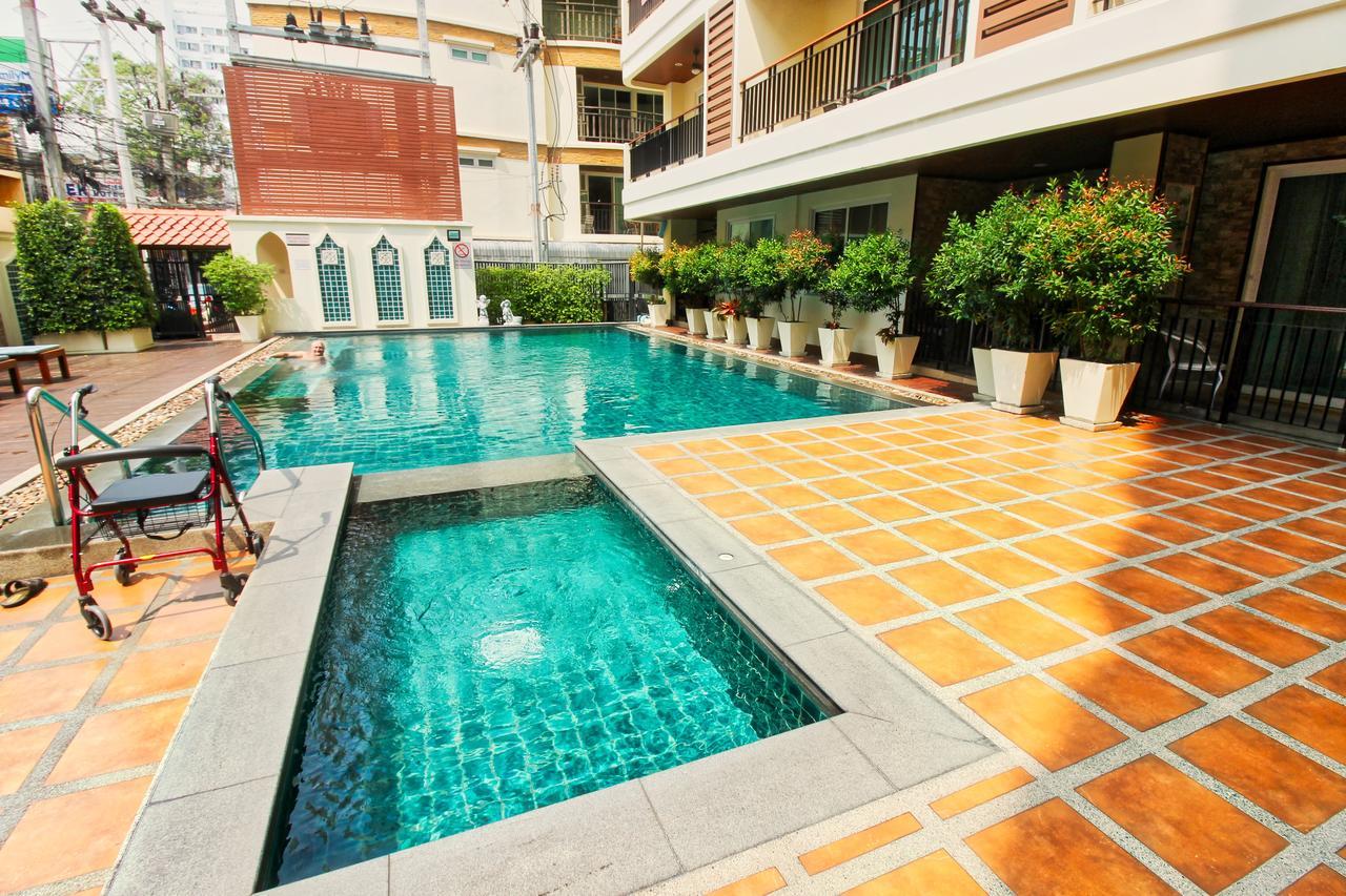 The Paradise Jomtien Beach Exterior foto
